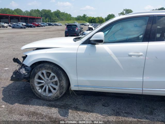 WA1CFAFPXEA012156 Audi Q5 2.0t Premium