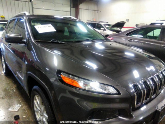 1C4PJMCB7HW647567 Jeep Cherokee Latitude