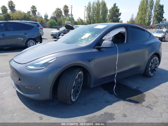 7SAYGDEF8NF485244 Tesla Model Y Performance