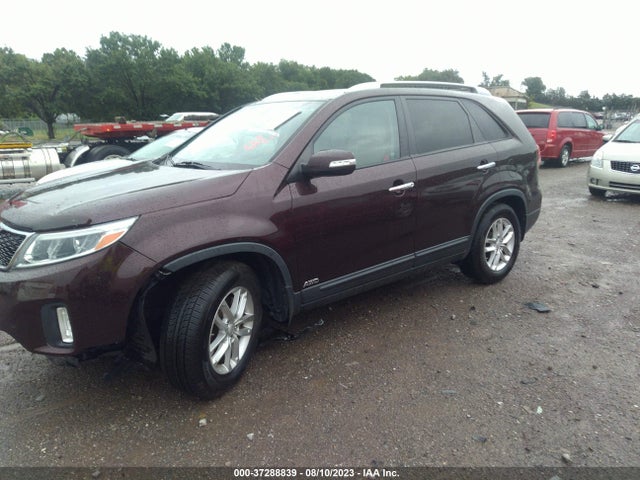 2014 KIA SORENTO LX VIN: 5XYKTCA69EG506514