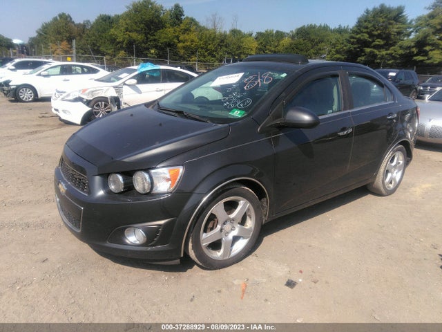 Chevrolet SONIC LTZ 2016 1G1JE5SB8G4181622 Image 2
