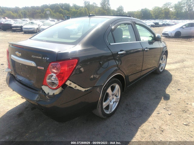 Chevrolet SONIC LTZ 2016 1G1JE5SB8G4181622 Image 4