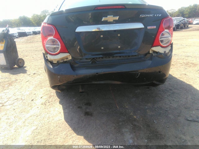 Chevrolet SONIC LTZ 2016 1G1JE5SB8G4181622 Image 6