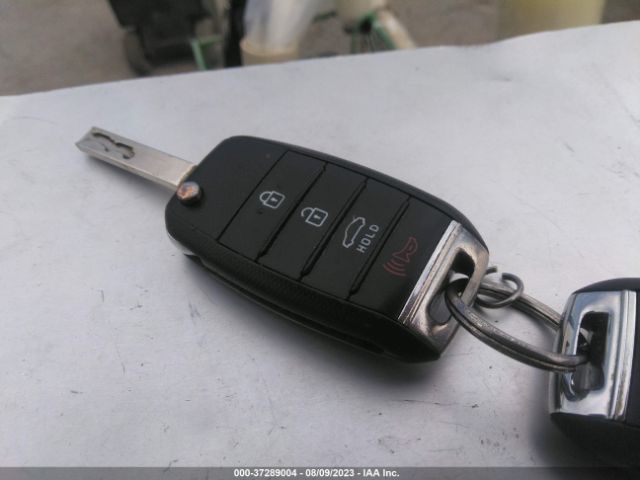 5XXGT4L33GG029150 KIA Optima Lx