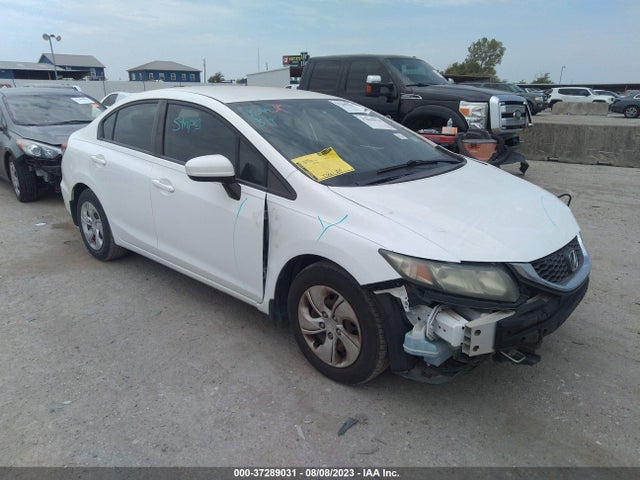 2015 2HGFB2F59FH552153 main image