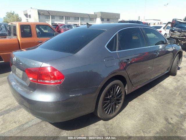 1VWBT7A38EC095167 Volkswagen PASSAT SE