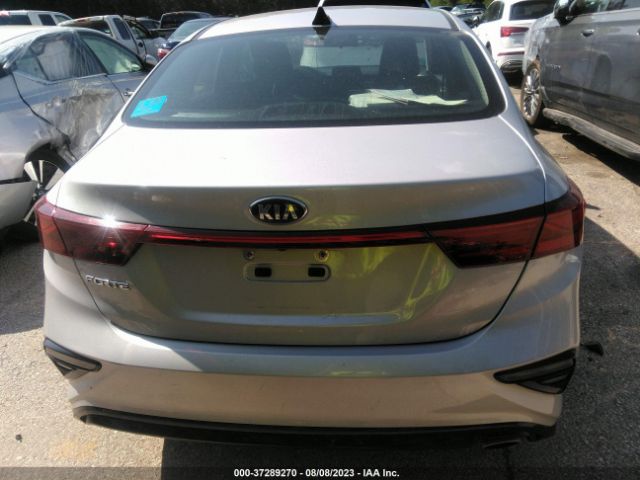 3KPF24AD0ME318341 KIA Forte Lxs