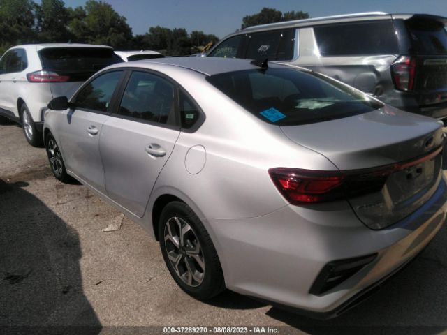 3KPF24AD0ME318341 KIA Forte Lxs