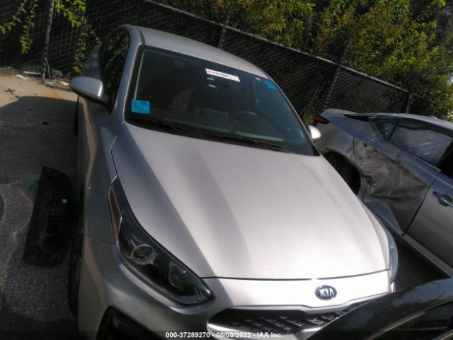 3KPF24AD0ME318341 KIA Forte Lxs