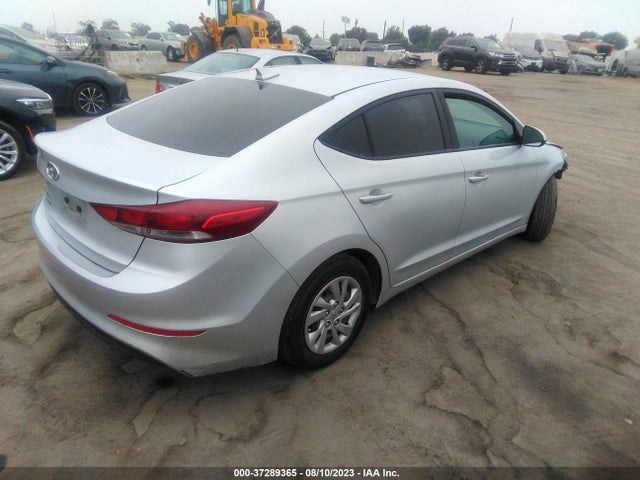 Hyundai ELANTRA SE 2017 KMHD74LF6HU116758 Image 10