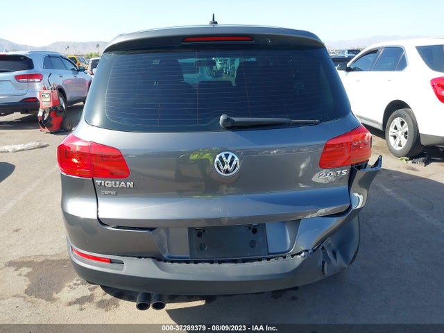 WVGAV7AX4HK051569 Volkswagen TIGUAN