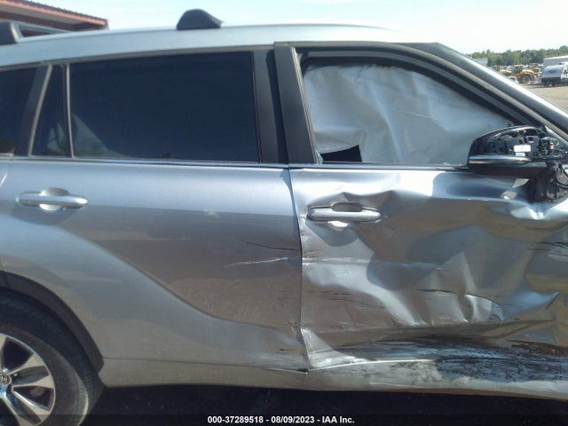 Toyota HIGHLANDER HYBRID 2023 5TDKARAH0PS016768 Image 13