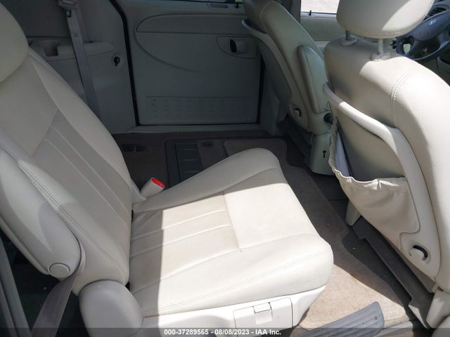 2005 DODGE GRAND CARAVAN SXT VIN: 2D4GP44L85R492928