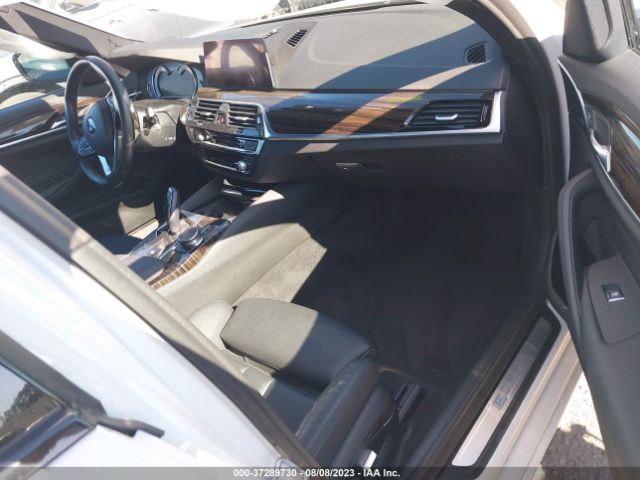 WBAJA9C50KB398800 BMW 5 Series 530e Iperformance
