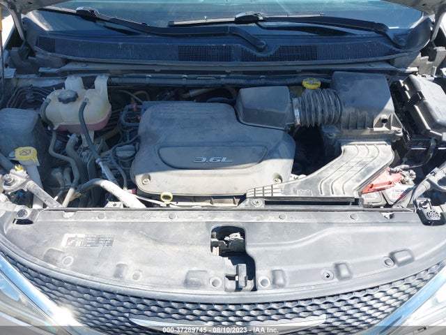 2C4RC1BG4HR810554 Chrysler Pacifica Touring-l