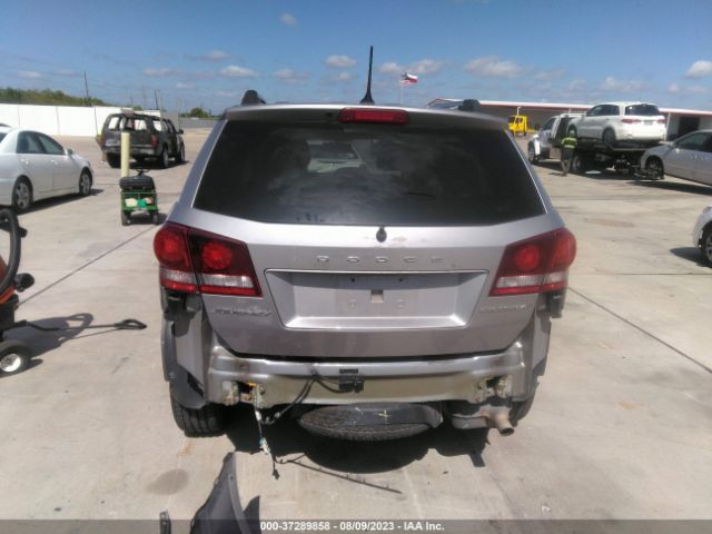 3C4PDCGB4HT500995 Dodge Journey Crossroad