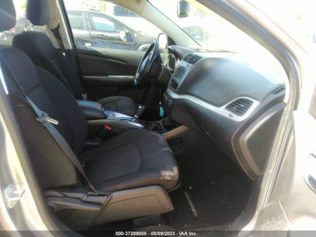 3C4PDCGB4HT500995 Dodge Journey Crossroad