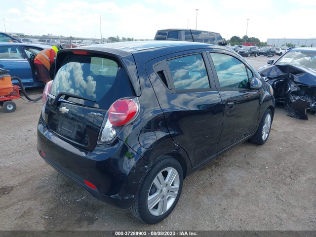Chevrolet SPARK LS 2015 KL8CB6S99FC809602 Image 4