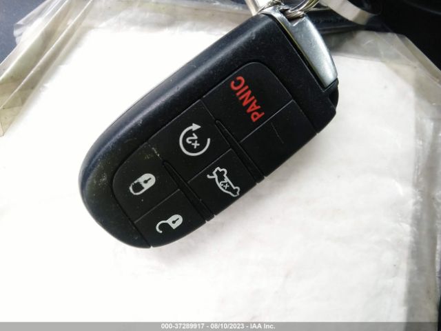 2C3CCAGG8FH904636 Chrysler 300 300s