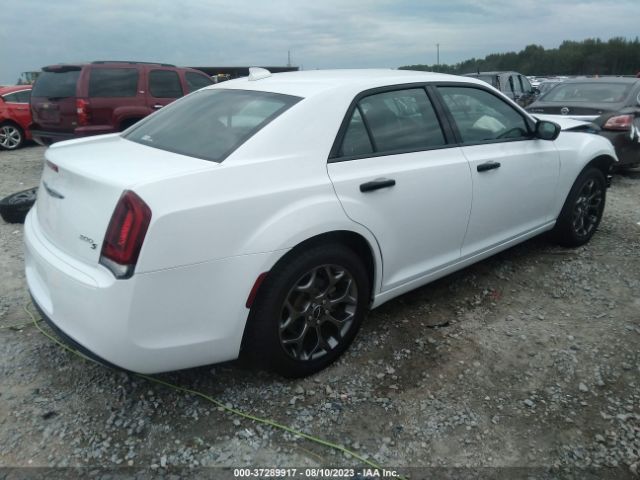 2C3CCAGG8FH904636 Chrysler 300 300s