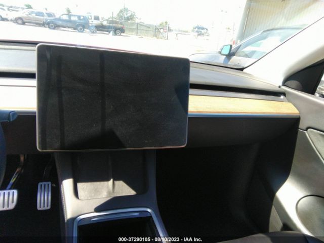 5YJYGDEF4MF240100 Tesla Model Y Performance