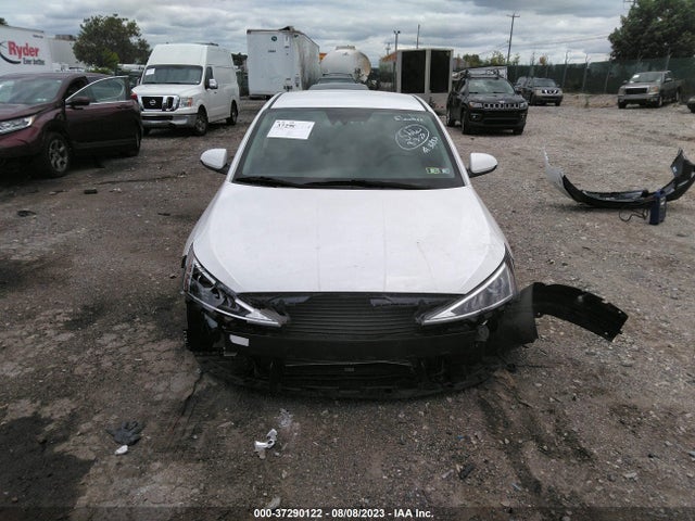 Hyundai ELANTRA SE 2020 5NPD74LF7LH533832 Image 4