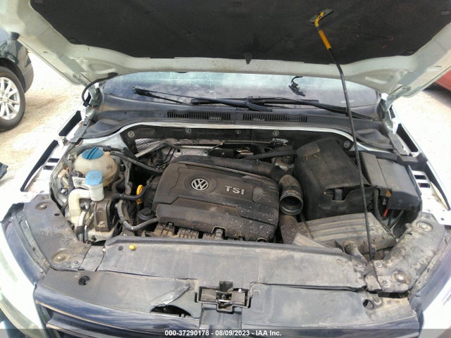 3VWD17AJ9FM417246 Volkswagen Jetta Sedan 1.8t Sport