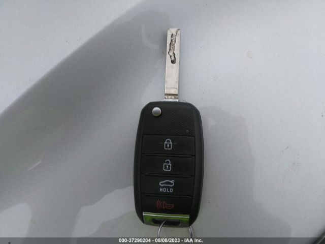 3KPA24AB7JE100126 KIA RIO S