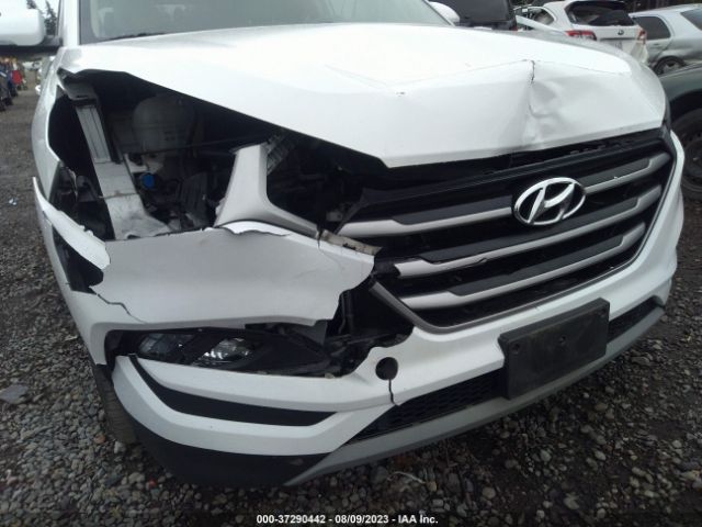 KM8J3CA28HU373462 Hyundai Tucson Sport