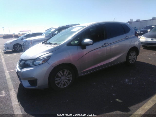 Honda FIT LX 2015 3HGGK5G5XFM733705 Image 2