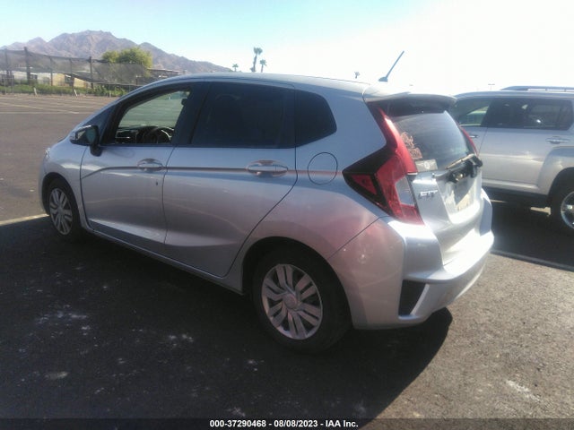 Honda FIT LX 2015 3HGGK5G5XFM733705 Image 4