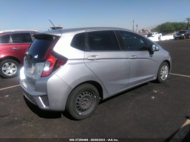 Honda FIT LX 2015 3HGGK5G5XFM733705 Image 5