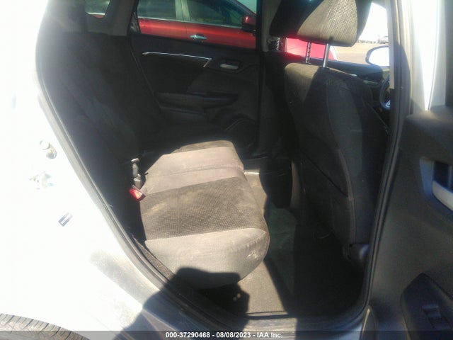 Honda FIT LX 2015 3HGGK5G5XFM733705 Image 9