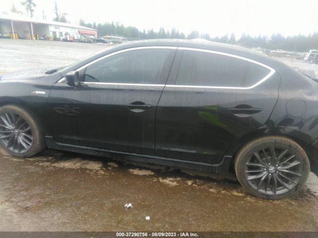 19UDE2F88LA011369 Acura Ilx Pkg