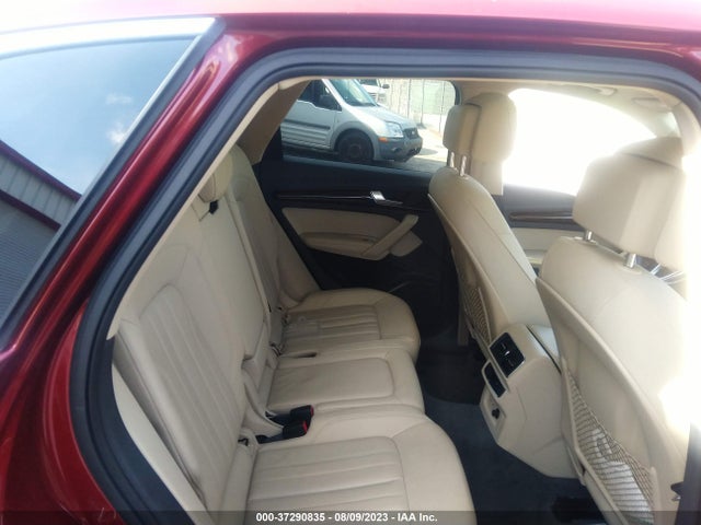 WA1BNAFY3K2088962 Audi Q5 Premium Plus