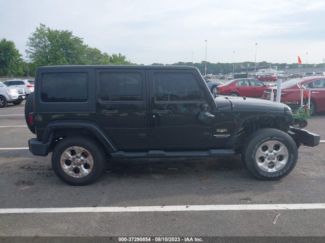 2013 JEEP WRANGLER UNLIMITED SAHARA VIN: 1C4HJWEG2DL511383