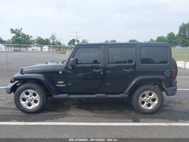2013 JEEP WRANGLER UNLIMITED SAHARA VIN: 1C4HJWEG2DL511383