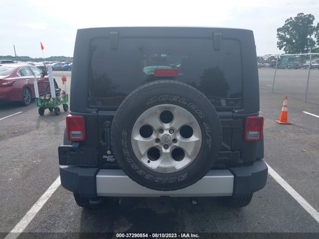 2013 JEEP WRANGLER UNLIMITED SAHARA VIN: 1C4HJWEG2DL511383