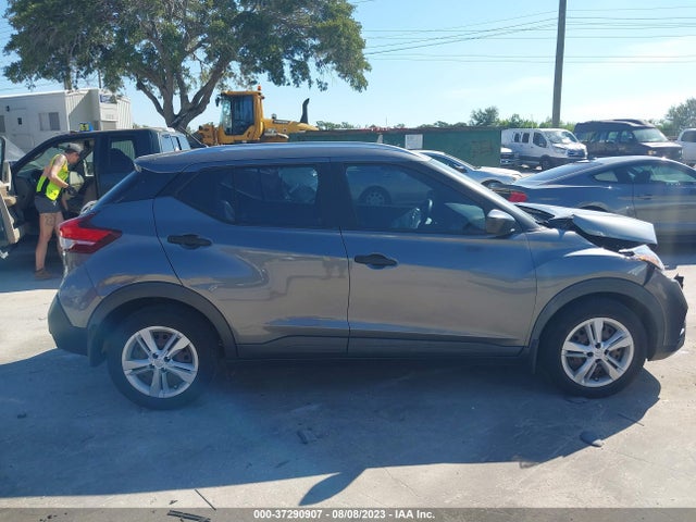 2018 NISSAN KICKS S VIN: 3N1CP5CU9JL543794