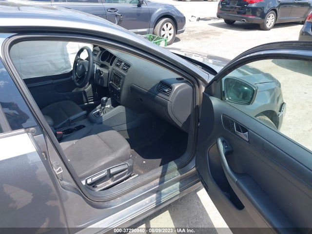 3VW2K7AJ4FM341861 Volkswagen Jetta Sedan 2.0l S W/technology