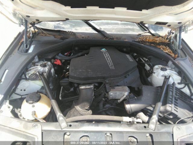 WBA5A5C55ED503303 BMW 5 Series 528i