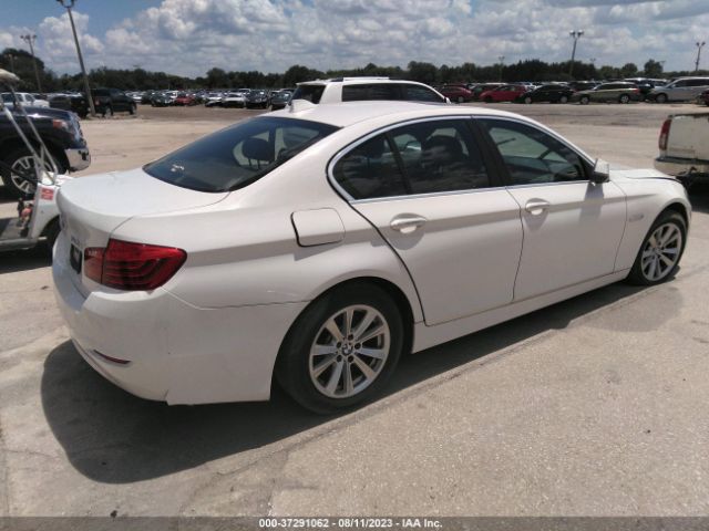WBA5A5C55ED503303 BMW 5 Series 528i