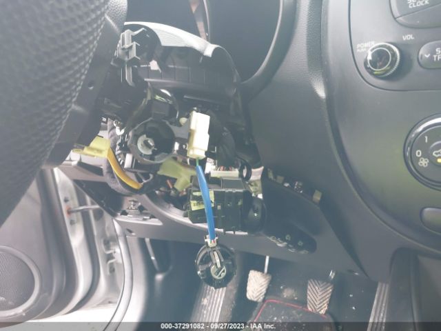 KNDJN2A29G7857274 KIA Soul Base