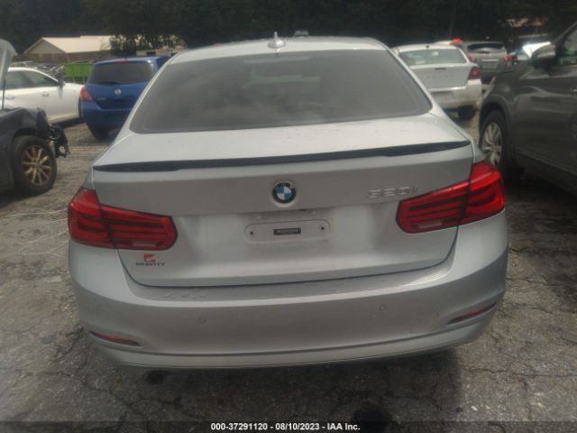 WBA8A9C31HK864045 BMW 3 Series 320i