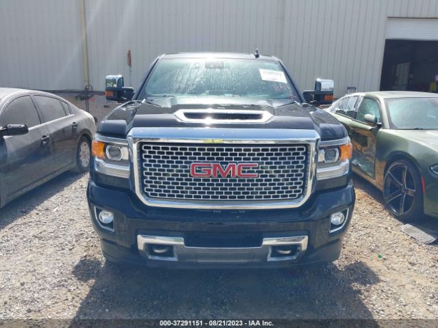 1GT12UEY2HF173046 GMC Sierra 2500hd Denali