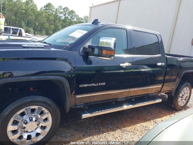 1GT12UEY2HF173046 GMC Sierra 2500hd Denali