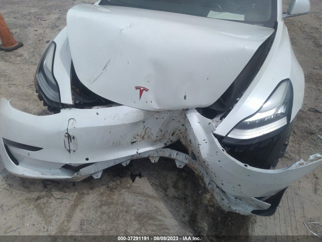 2018 Tesla 3, VIN: 5YJ3E1EA4JF010023
