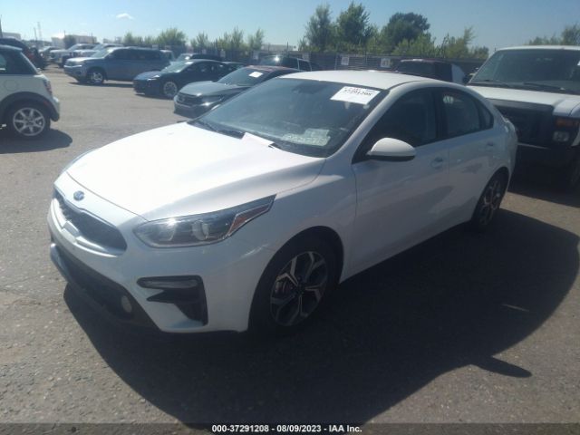 3KPF24AD4ME263344 KIA Forte Lxs
