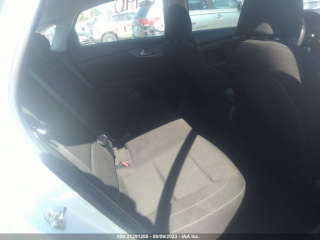 3KPF24AD4ME263344 KIA Forte Lxs