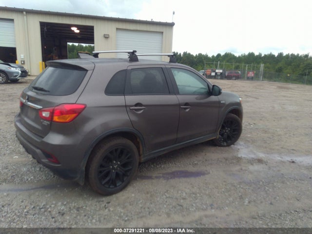 JA4AP3AU1JU009569 Mitsubishi Outlander Sport 2.0